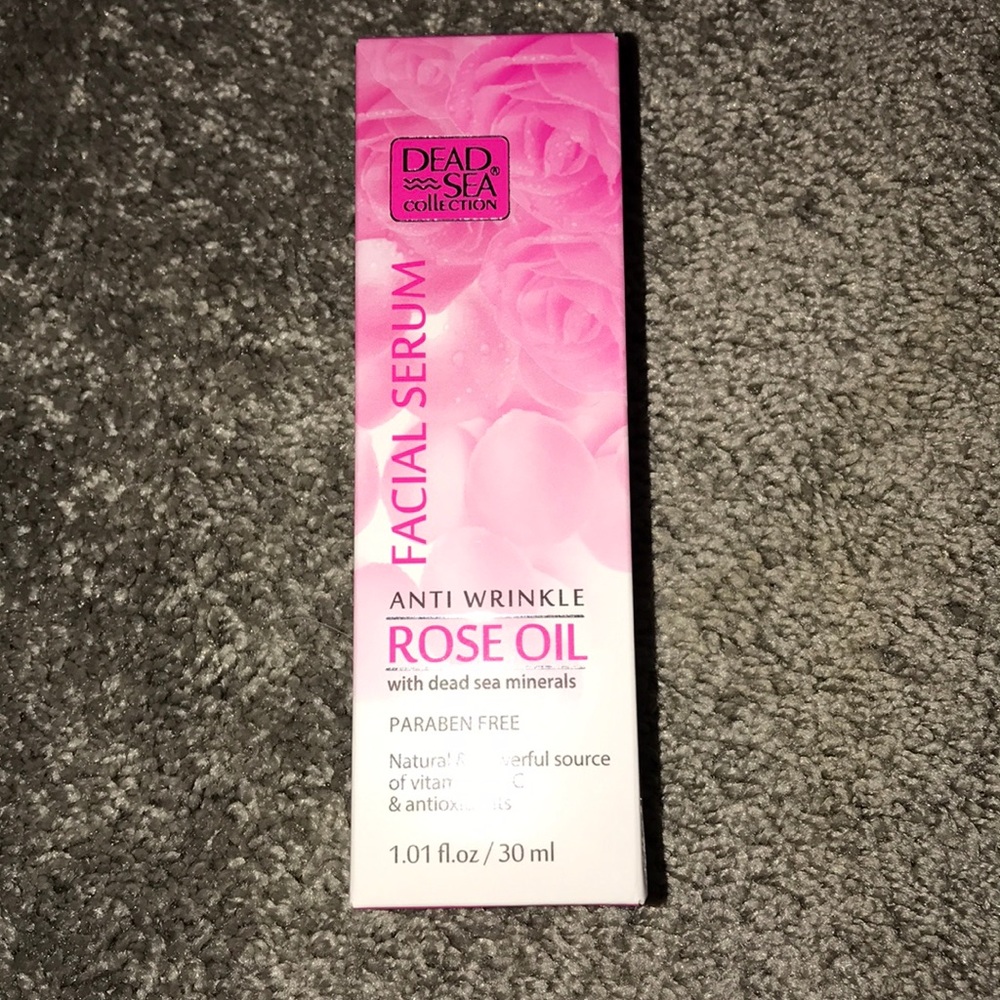 Anti wrinkle Dead Sea minerals and Rose oil